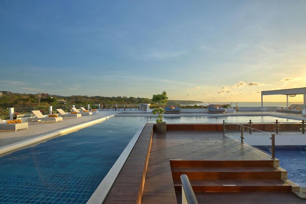 Klapa Resort Pecatu Buitenkant foto
